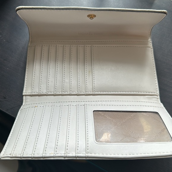 White Michael Kors Trifold Wallet - Picture 4 of 9